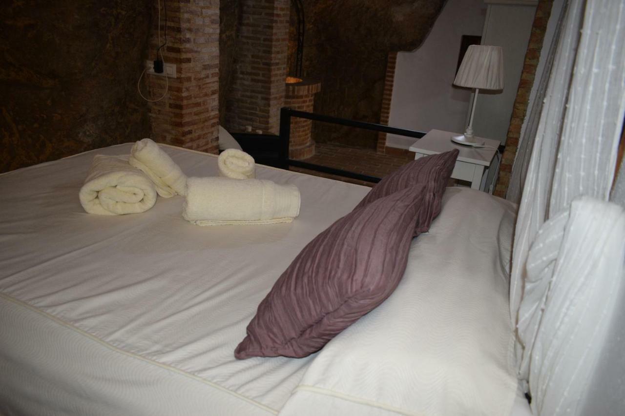 Casa Cueva El Pocito Apartment Penaflor
